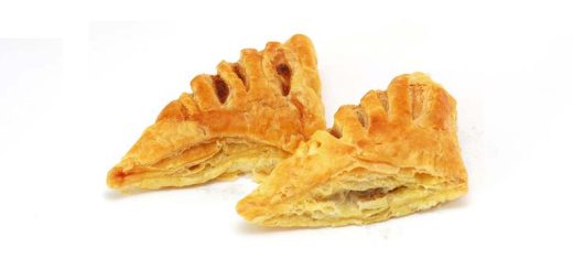 Mille-Feuille z kandyzowanym kimchi i lekkim kremem cukierniczym